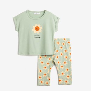 Μπλούζα και Κολάν Κάπρι Φυστικί Allover Funky